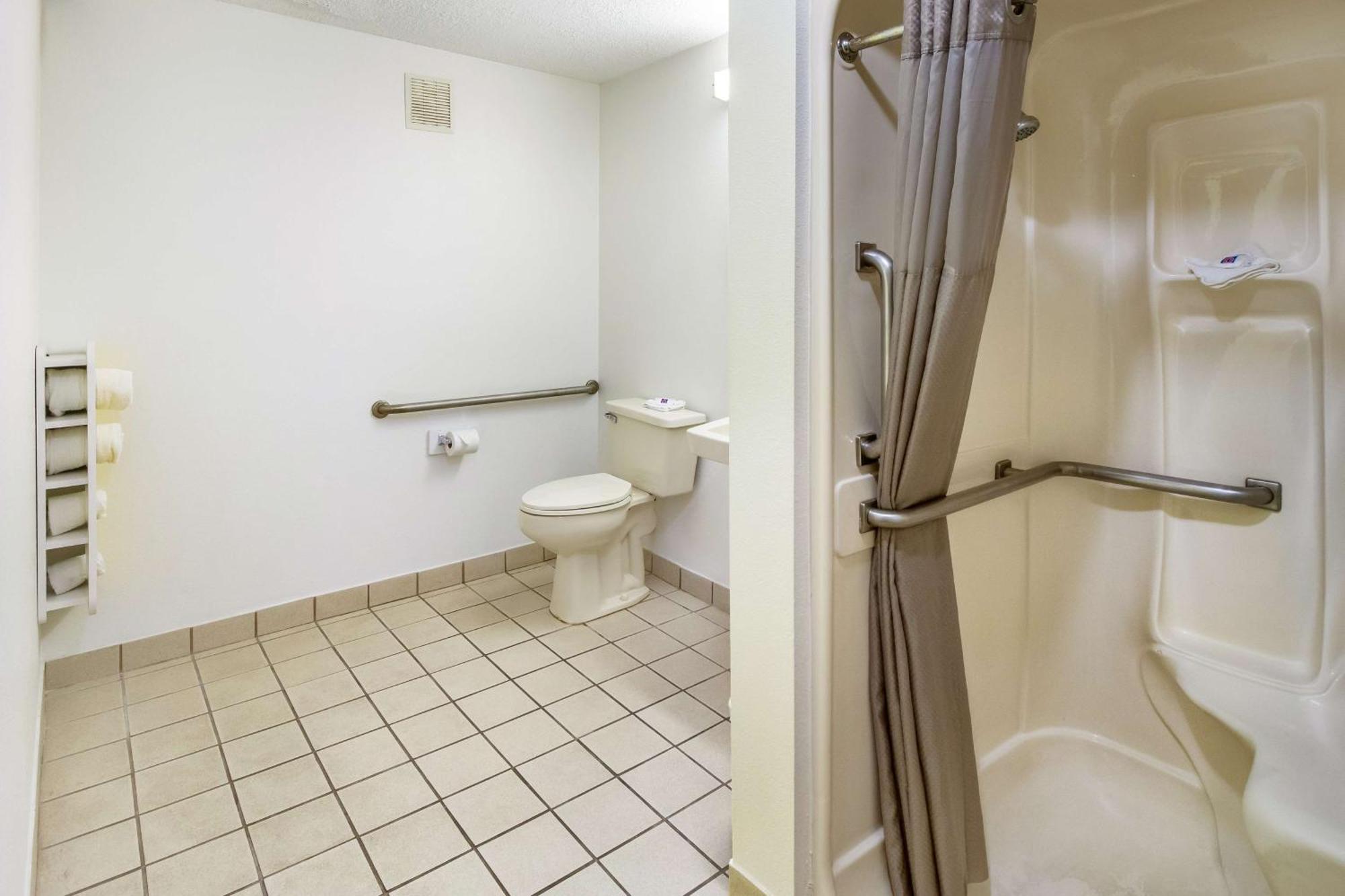 Motel 6-Dayton, Oh - Englewood Экстерьер фото