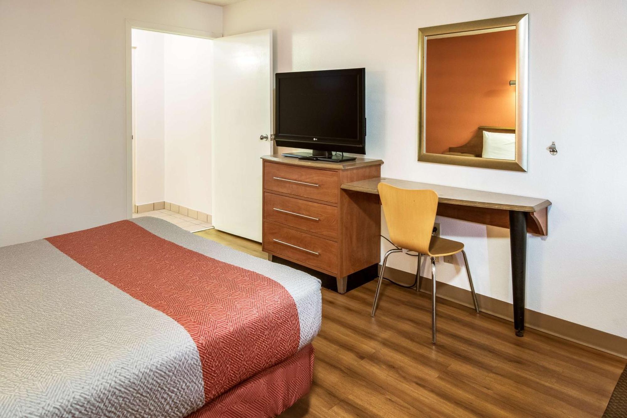Motel 6-Dayton, Oh - Englewood Экстерьер фото